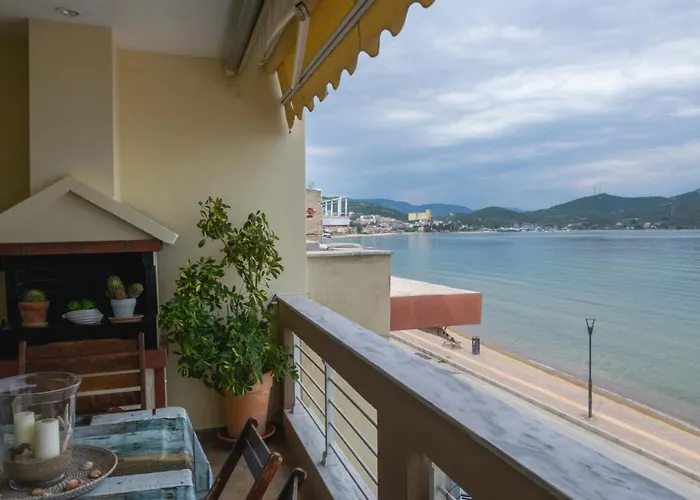 Seasthedayapartment * Néa Péramos